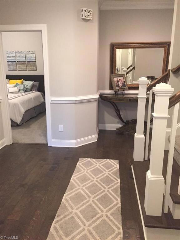 Larger foyer area with engineered flooring.