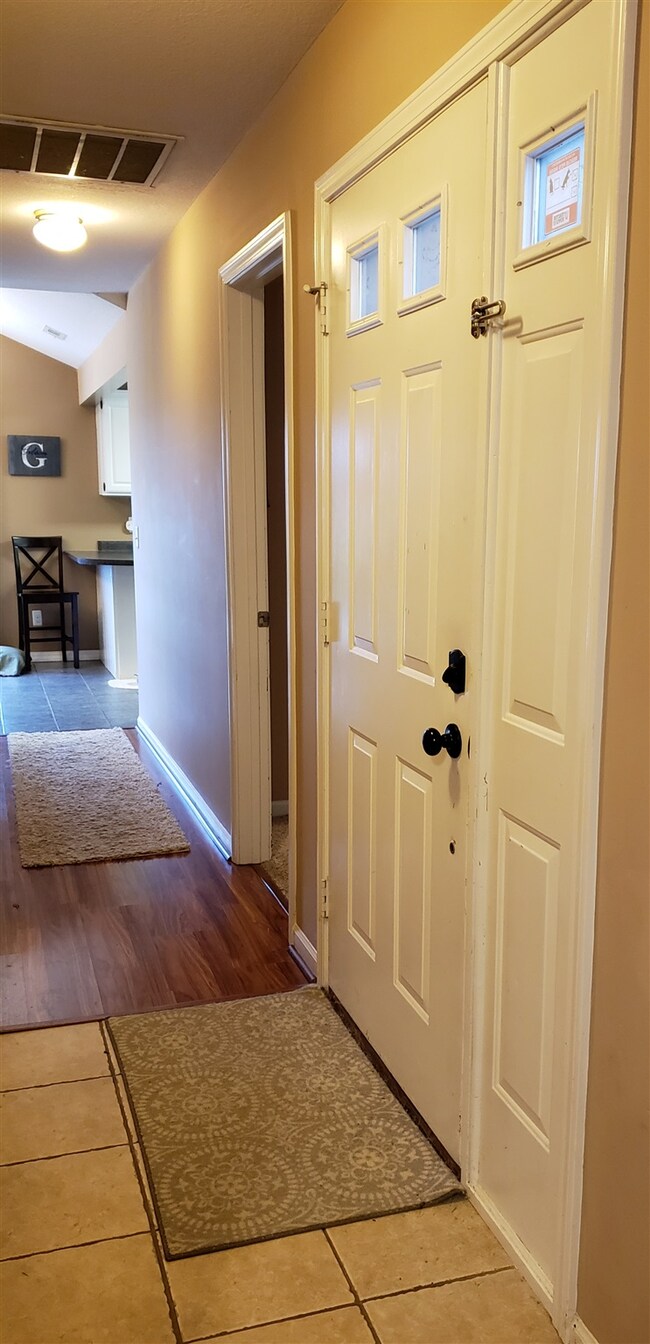 11402 Grabill Rd, Leo, IN 46765 - photo 6