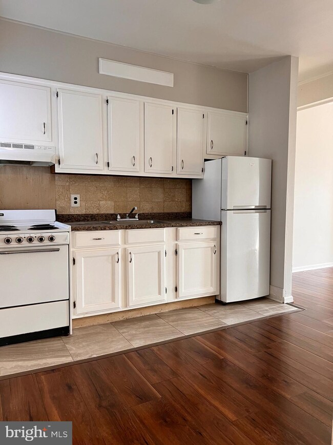 423 E 9th St unit B, Wilmington, DE 19801 - photo 6