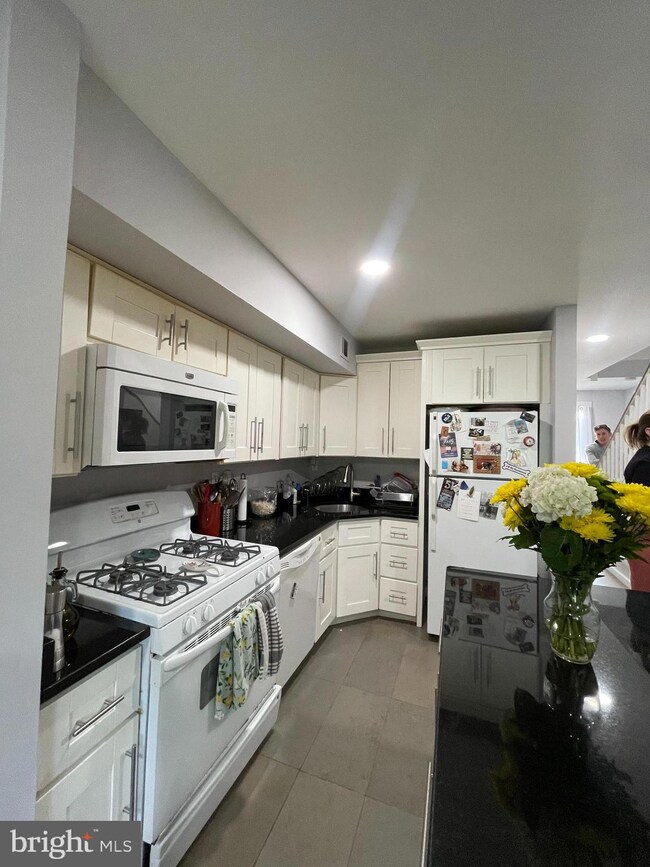 100 G St SW unit 101, Washington, DC 20024 - photo 3