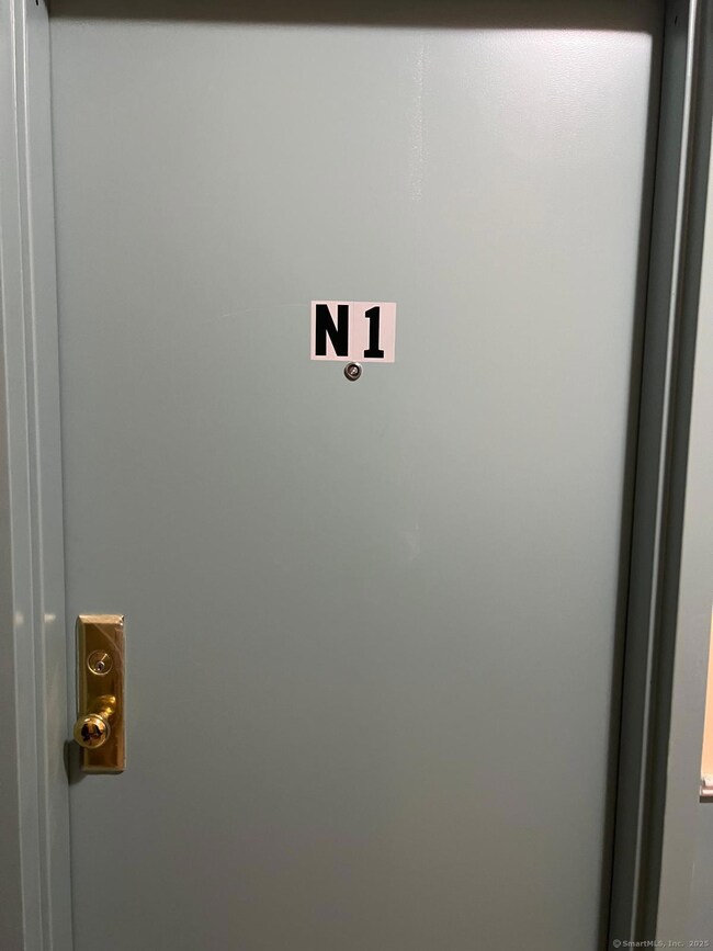 79 Barbour St unit N1, Hartford, CT 06120 - photo 2