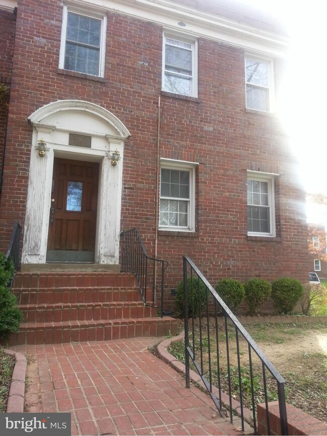 511 Franklin St NE, Washington, DC 20017 - photo 2