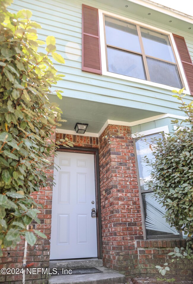 5638 Bennington Dr, Jacksonville, FL 32244 - photo 3