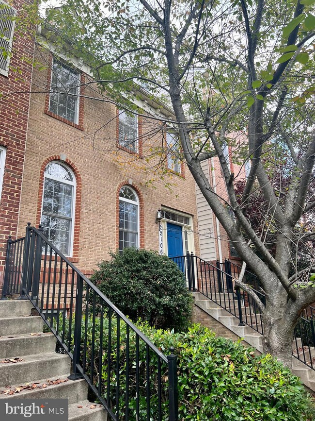 22106 Fair Garden Ln, Clarksburg, MD 20871 - photo 3