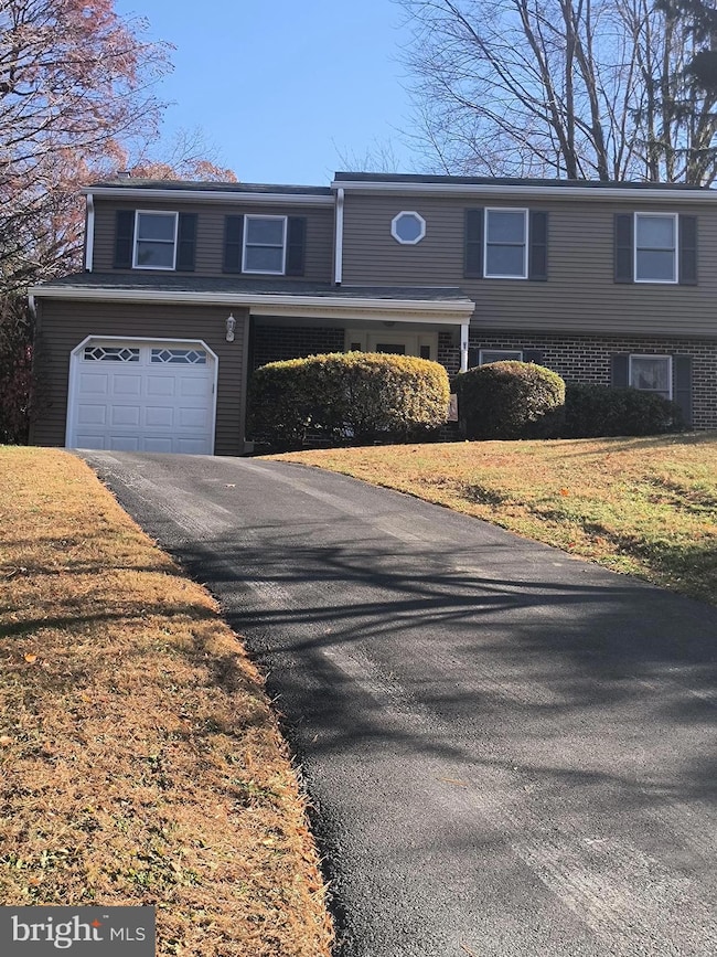 947 Caledonia St, Philadelphia, PA 19128 - photo 2