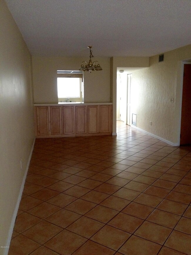 210 S 5th St unit 103, Cocoa Beach, FL 32931 - photo 6