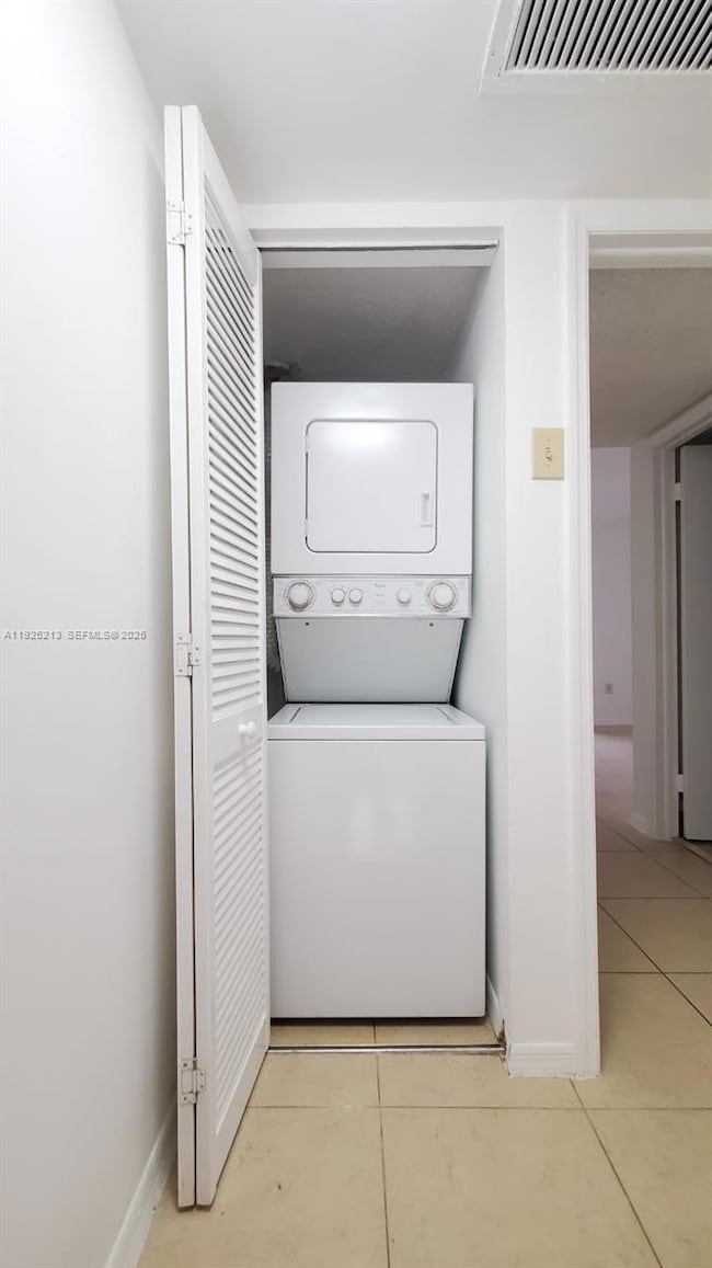 8665 NW 6th Ln unit 1205, Miami, FL 33126 - photo 6