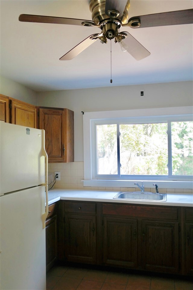 6 Booth St, Nashua, NH 03060 - photo 7