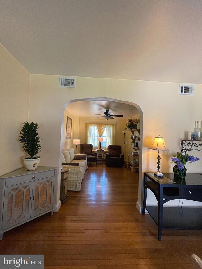 103 Cherrydell Rd, Catonsville, MD 21228 - photo 6