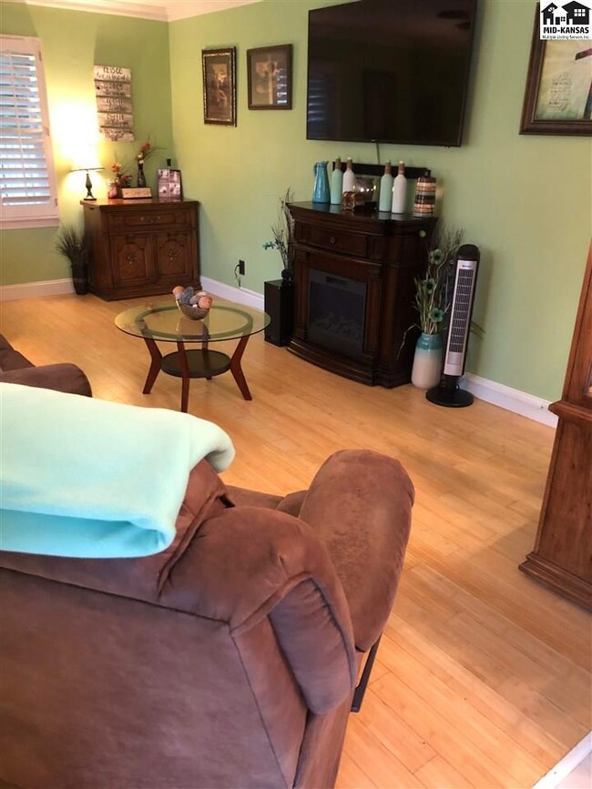 1108 Eastmoor Dr, McPherson, KS 67460 - photo 4