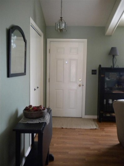 9236 Schafer Dr, Saint John, IN 46373 - photo 4