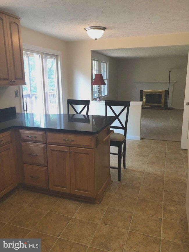 2184 Jennings St, Woodbridge, VA 22191 - photo 3