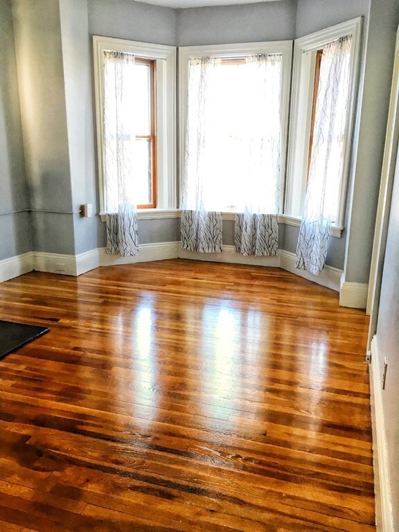 30 Beacon St unit 3, Somerville, MA 02143 - photo 2