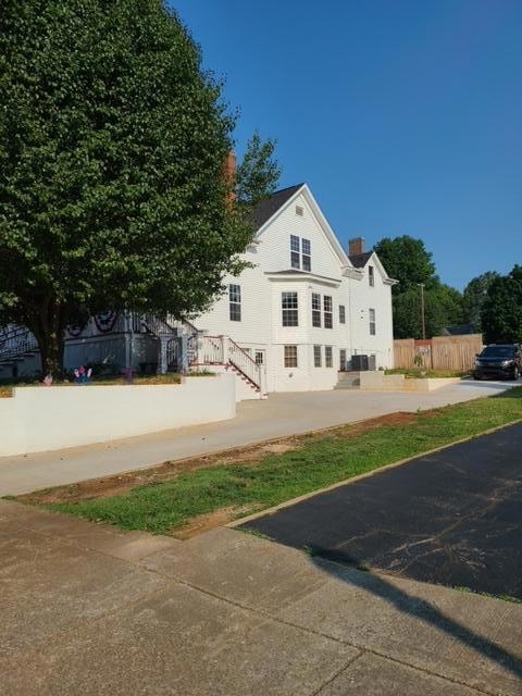 721 E 1st St N, Morristown, TN 37814 - photo 7