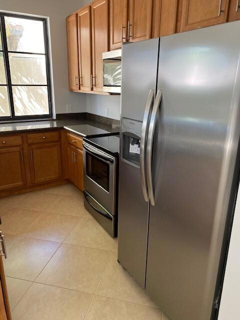 410 Via Villagio, Hypoluxo, FL 33462 - photo 3