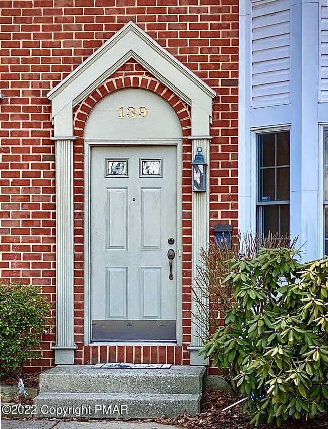 139 N 5th St, Stroudsburg, PA 18360 - photo 2