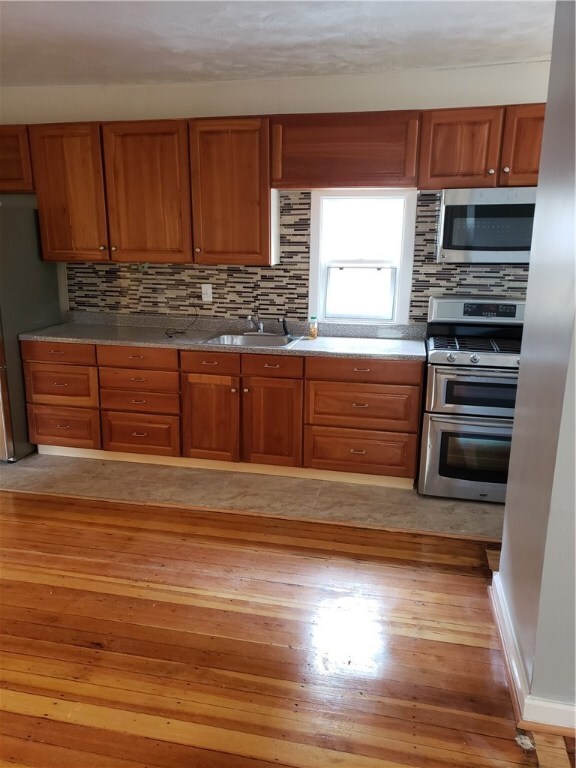 77 Camden Ave, Providence, RI 02908 - photo 3