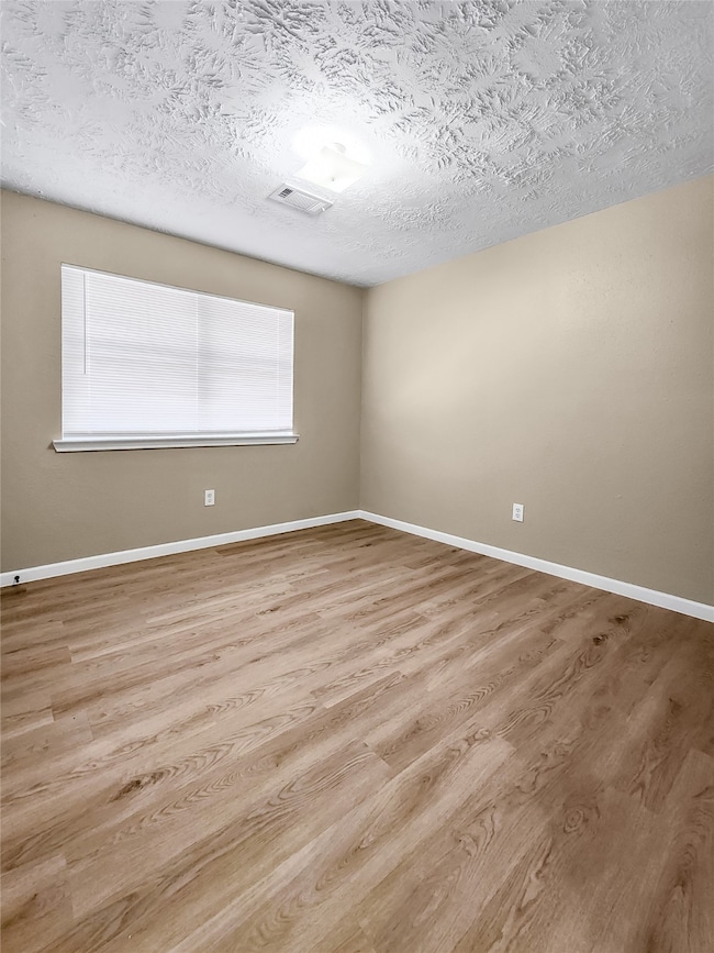 137 County Road 3431, Cleveland, TX 77327 - photo 7