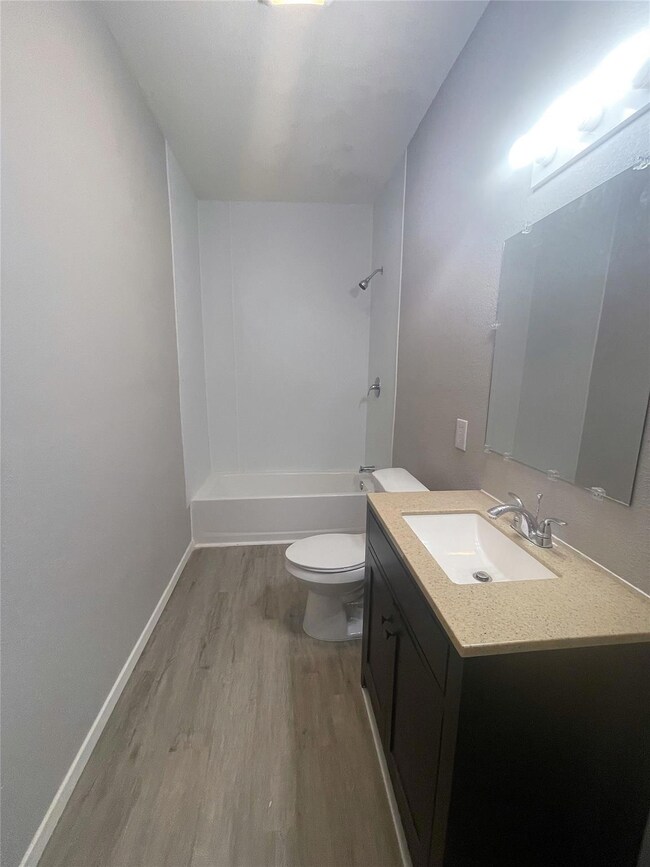 1405 S Walnut St, Sherman, TX 75090 - photo 2