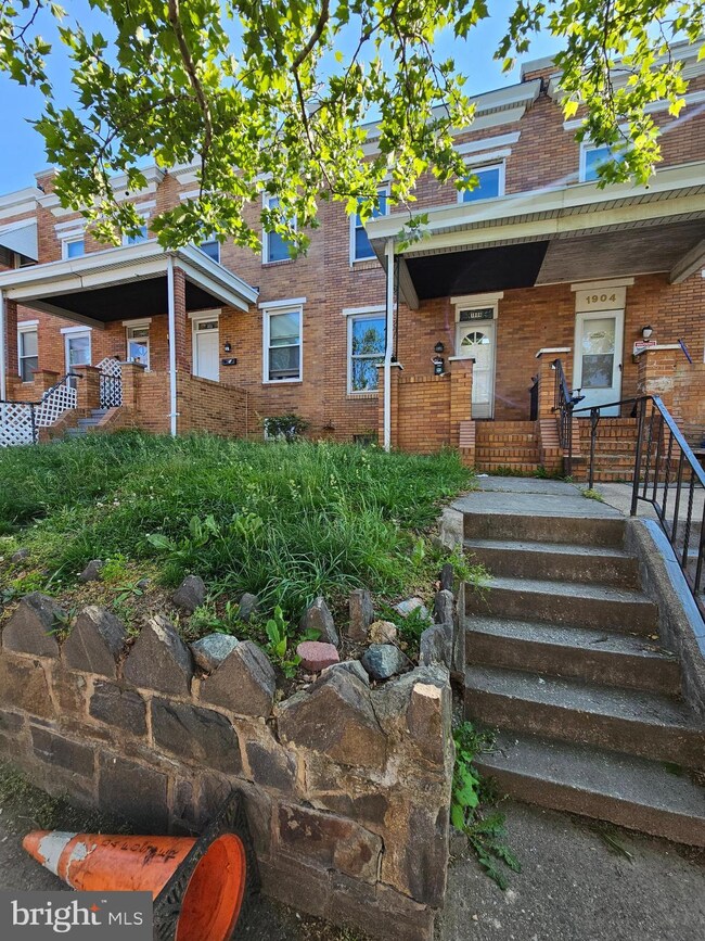 1906 Grinnalds Ave, Baltimore, MD 21230 - photo 2