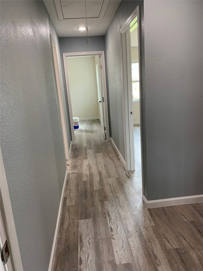 10523 Sagewick Dr, Houston, TX 77089 - photo 5