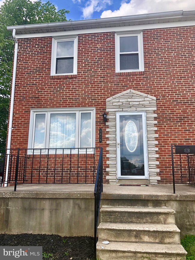 3416 Fleetwood Ave, Baltimore, MD 21206 - photo 2