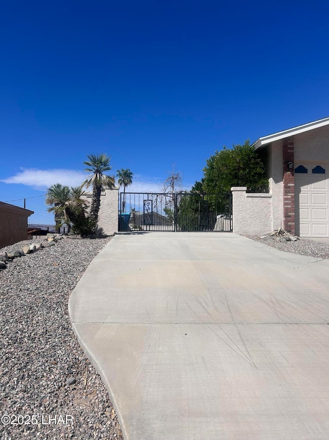 287 Pascaul Dr, Lake Havasu City, AZ 86403 - photo 2