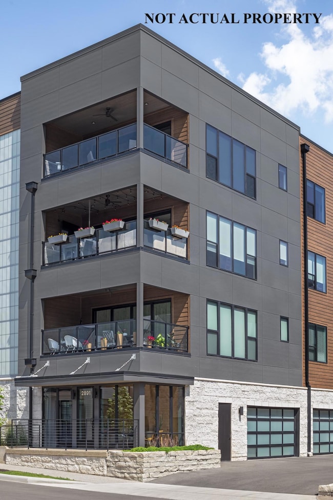 2867 Kobuk Dr unit 201, Columbus, OH 43228 - photo 2