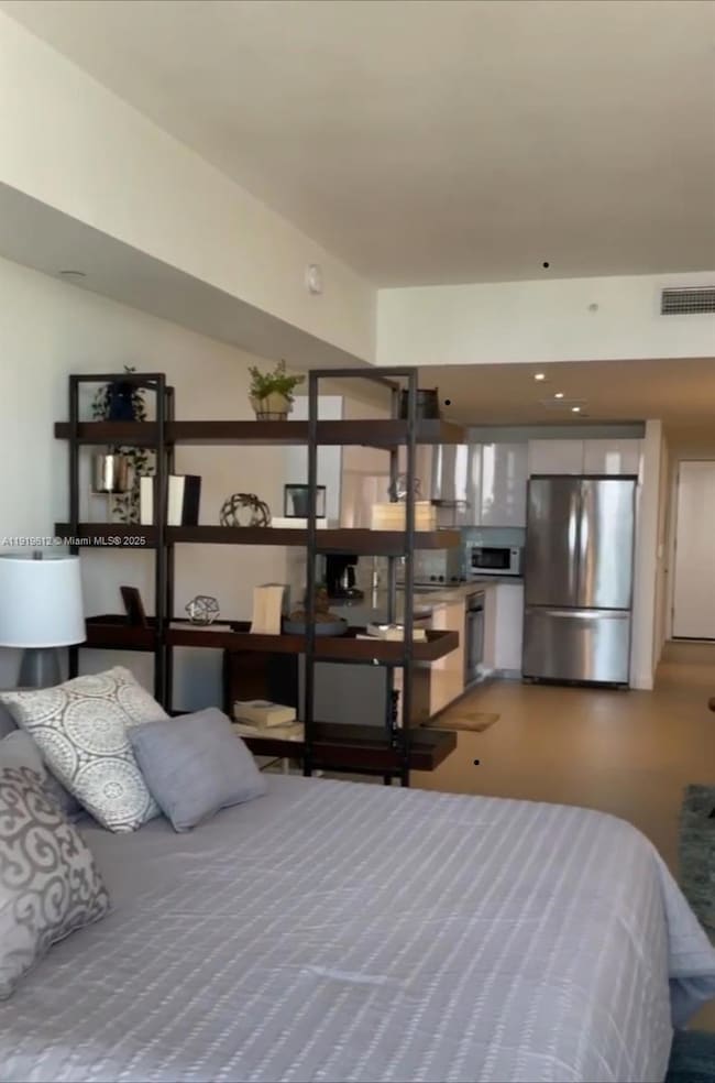 CANVAS unit 3302, Miami, FL 33132 - photo 4