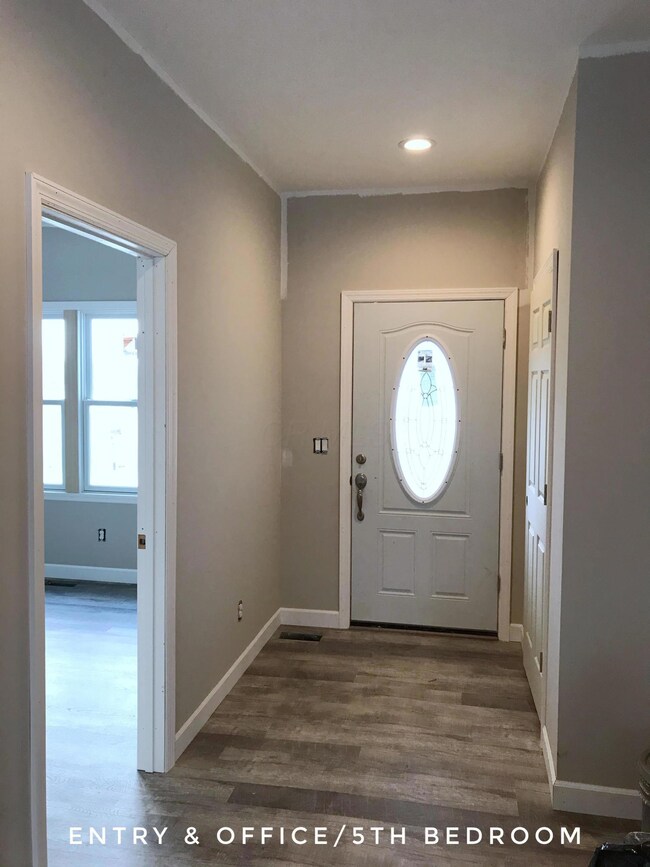 105 Honeysuckle Ln, Thornville, OH 43076 - photo 2