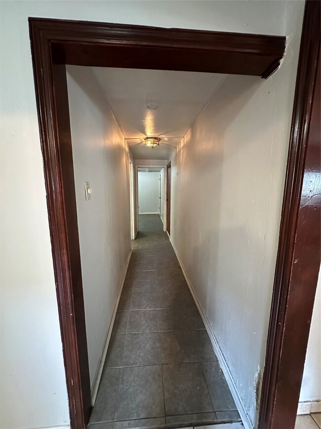 32 Farrell St unit 2, Houston, TX 77022 - photo 6