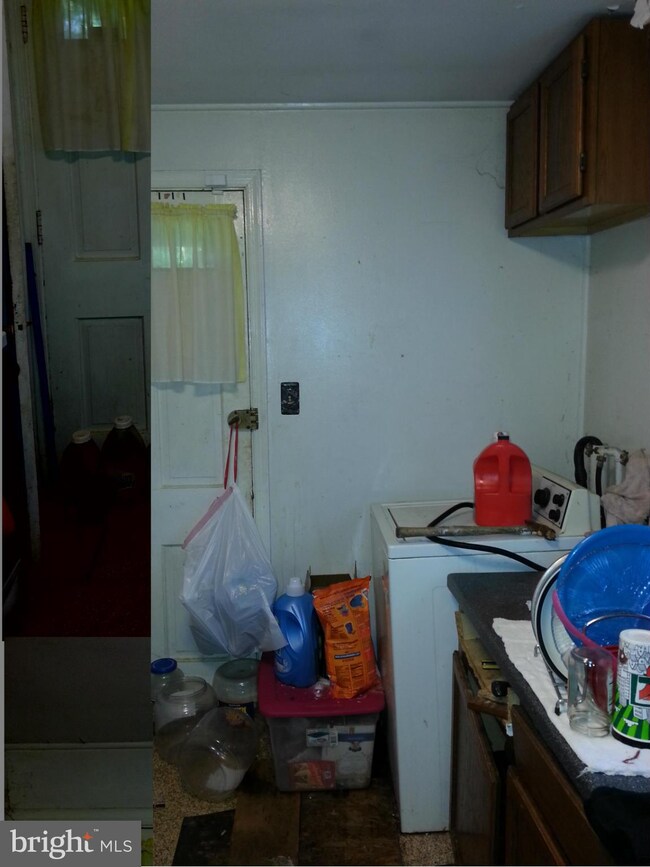 4250 Dix St NE, Washington, DC 20019 - photo 6