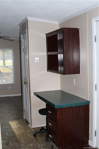 834 River Hill Rd, Statesville, NC 28625 - photo 5