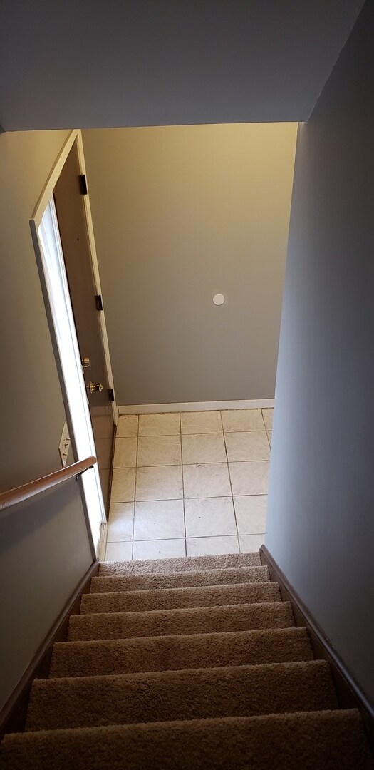 1590 Perry Ct unit A, Aurora, IL 60505 - photo 6