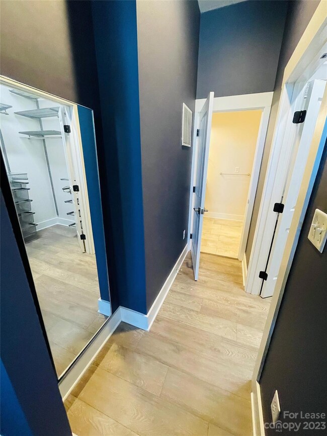 935 McAlway Rd unit 203, Charlotte, NC 28211 - photo 3