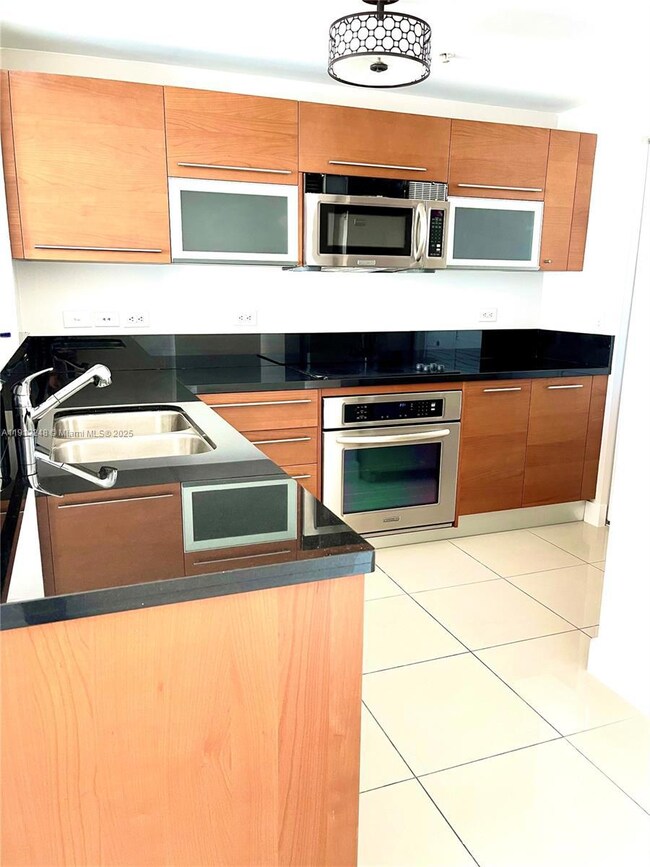 Vizcayne unit 3404, Miami, FL 33132 - photo 7