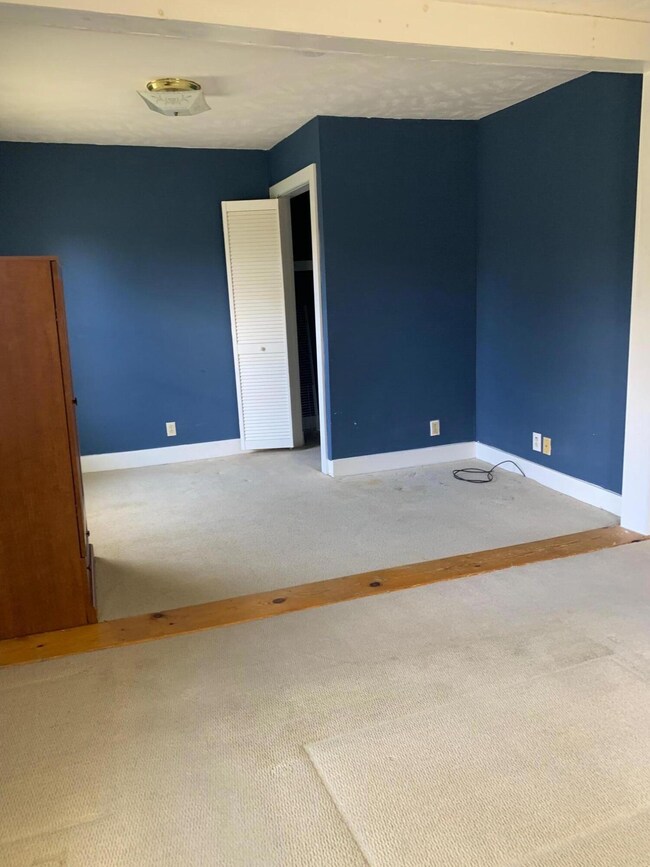 155 E Grand Ave, Johnson City, TN 37601 - photo 6