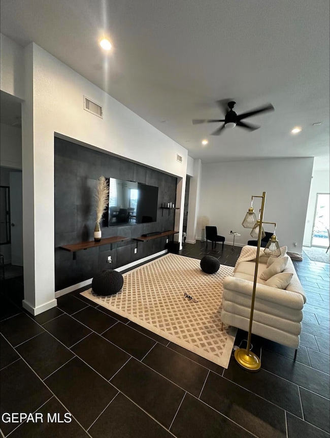 13010 Terrington Ave, Horizon City, TX 79928 - photo 6