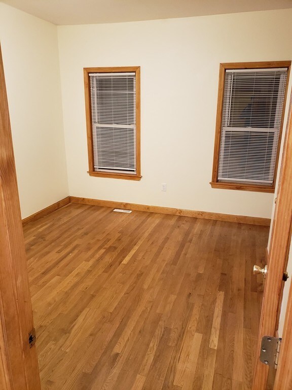 660 Main St unit 1, Brockton, MA 02301 - photo 6