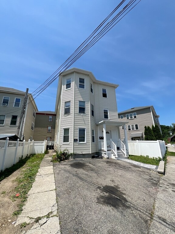 3 S Crystal St, Worcester, MA 01603 - photo 3