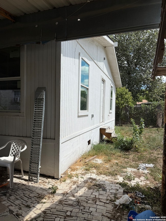 106 Barton Ct, San Antonio, TX 78225 - photo 3
