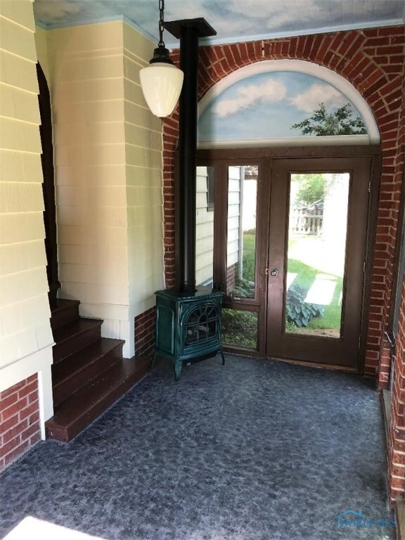 Vintage Lighting and Charm on the porch!