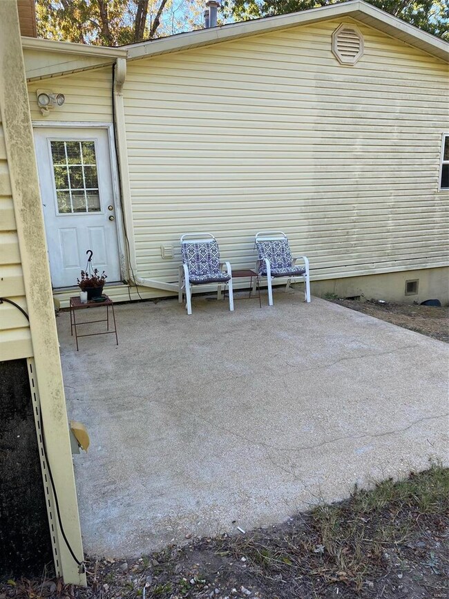 76 Mule Skinner Ln, Poplar Bluff, MO 63901 - photo 2