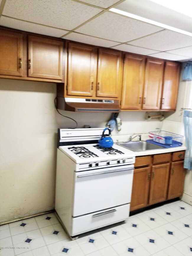 hylan 12