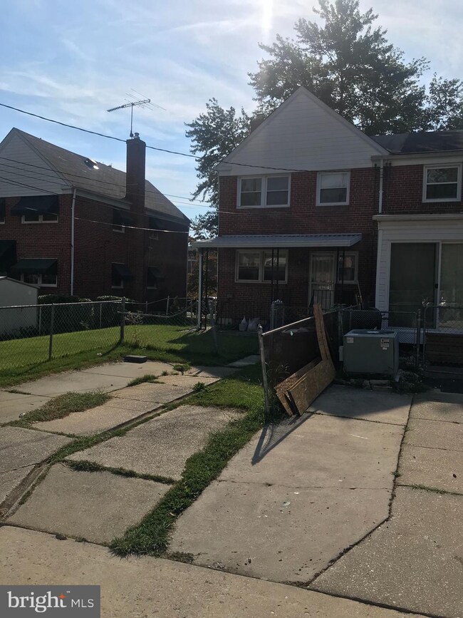 1524 Barrett Rd, Gwynn Oak, MD 21207 - photo 4