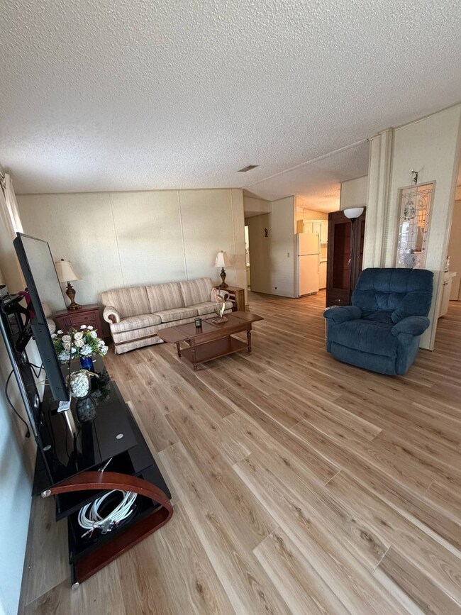 3390 Gandy Blvd N unit 25, Saint Petersburg, FL 33702 - photo 4