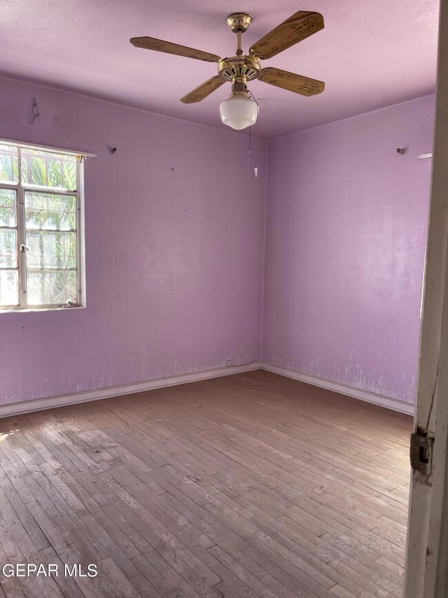 7765 Acapulco Ave, El Paso, TX 79915 - photo 4