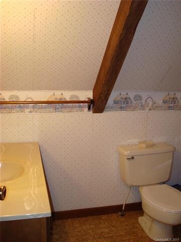 563 Bee Tree Ln unit 42, Mars Hill, NC 28754 - photo 7