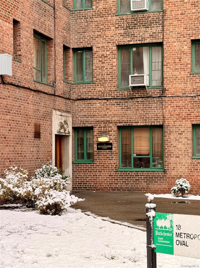 18 Metropolitan Oval unit 3C, Bronx, NY 10462 - photo 3