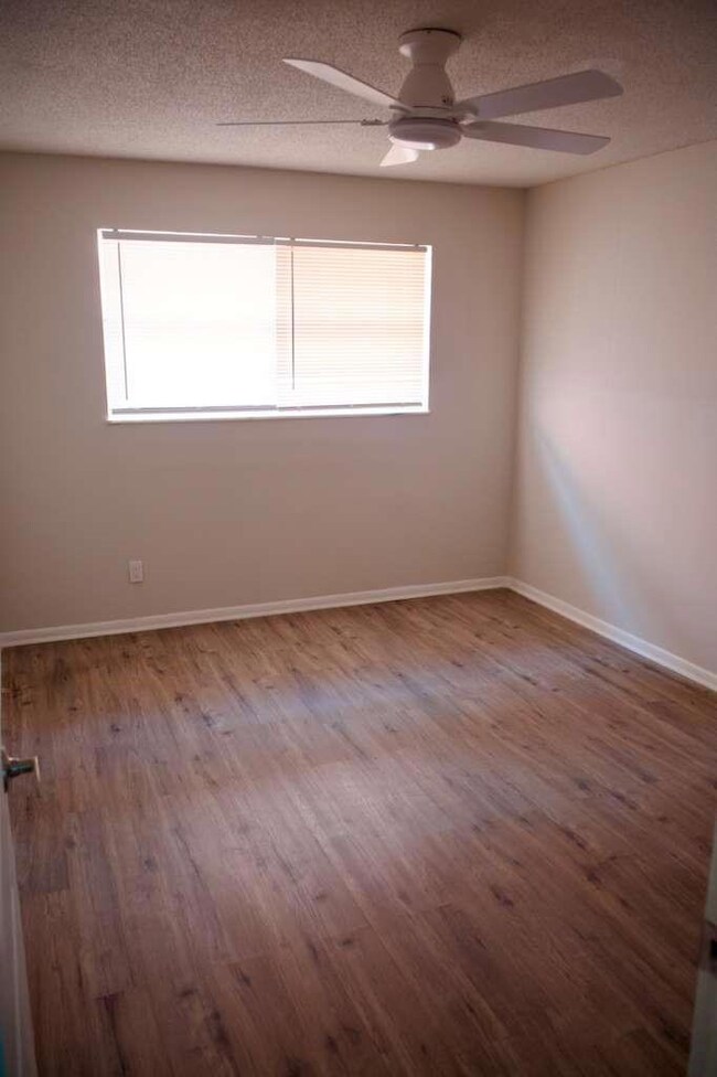 1885 40th Ave unit 2, Vero Beach, FL 32960 - photo 5